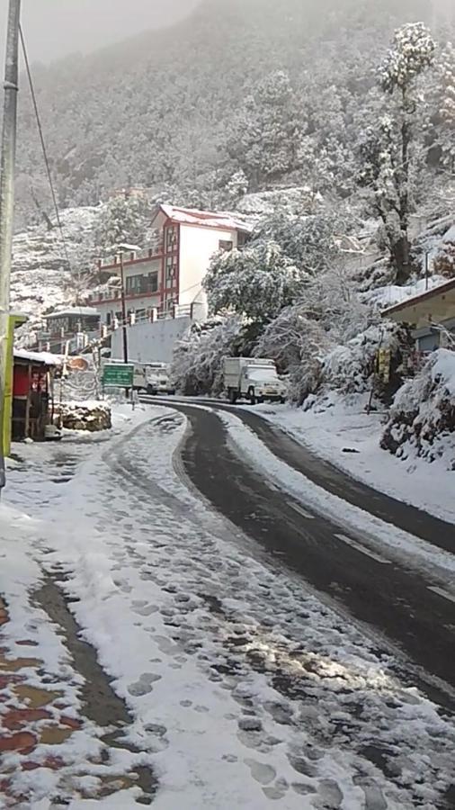 Green View Resort New Tehri Экстерьер фото